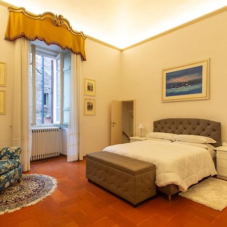 Maggiore Suite - Piazza IV Novembre Pérouse Extérieur photo