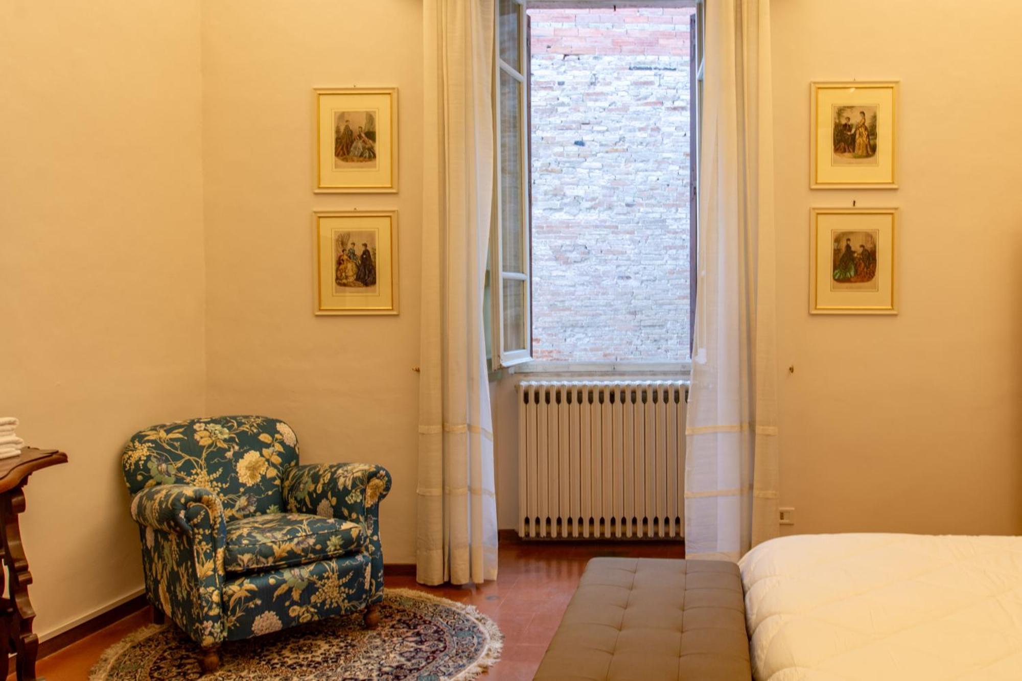 Maggiore Suite - Piazza IV Novembre Pérouse Extérieur photo